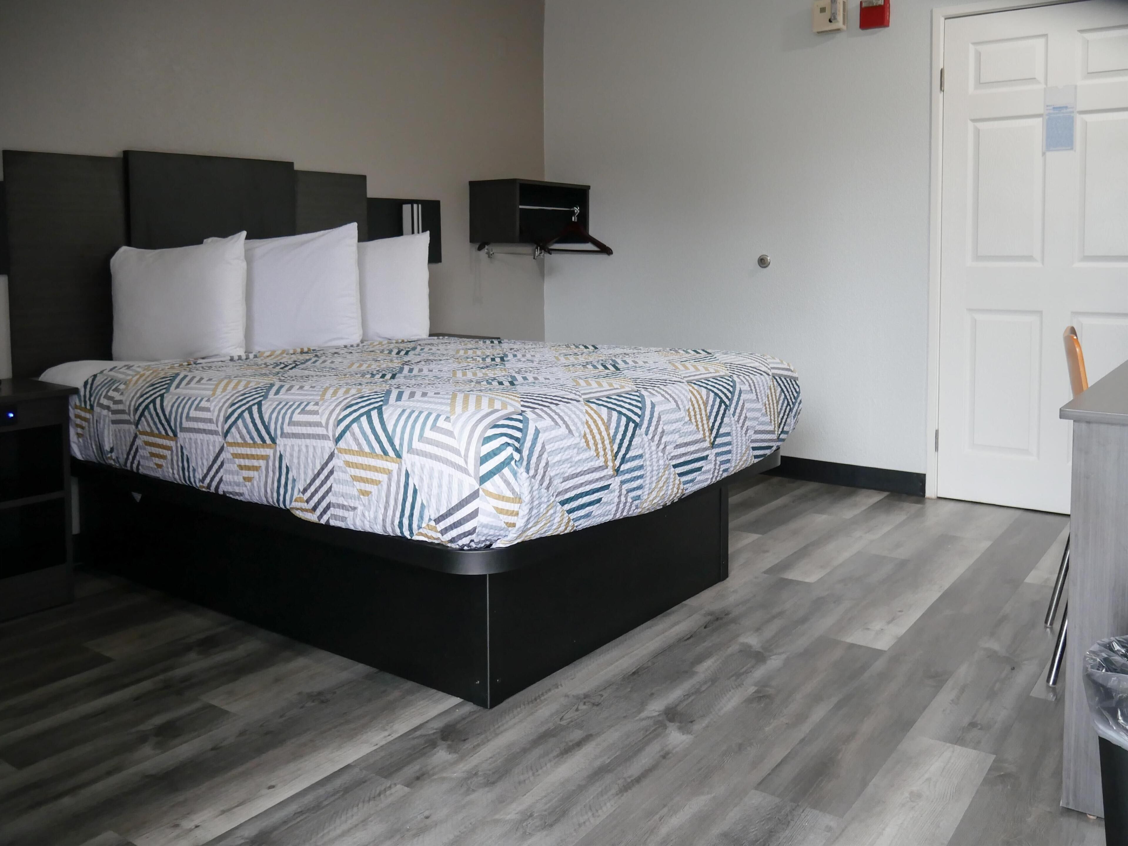 Free WiFi, bed sheets