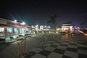 Exterior - SANTINIKETAN HOTEL & RESORTS (Kanthi)