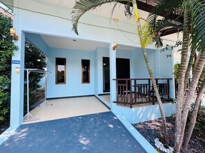 Front of property - Peaceful house in Naiharn (Rawai)