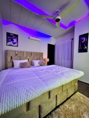 2 Schlafzimmer, Zimmersafe, Bügeleisen/Bügelbrett, WLAN