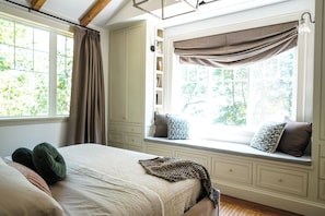 2 dormitorios, tabla de planchar con plancha, wifi y ropa de cama