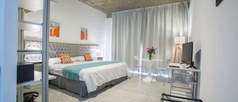 1 habitación, caja de seguridad en la habitación, wifi y ropa de cama