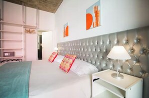 1 chambre, coffres-forts dans les chambres, Wi-Fi, draps fournis
