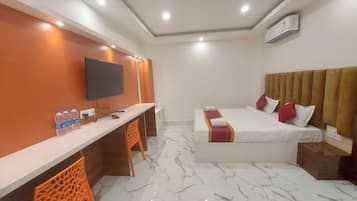 Family Suite, Garden View | Desk, laptop workspace, soundproofing, iron/ironing board