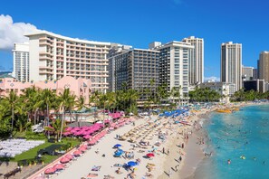 Beach - Aloha Surf Waikiki: Pool & Beach Access (Honolulu)