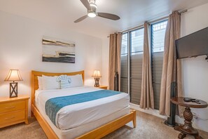 1 bedroom, desk, iron/ironing board, WiFi