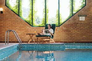 Indoor pool, seasonal outdoor pool, pool loungers