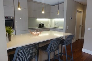 Private kitchen - New Oporto São Bento - Superior (Porto)