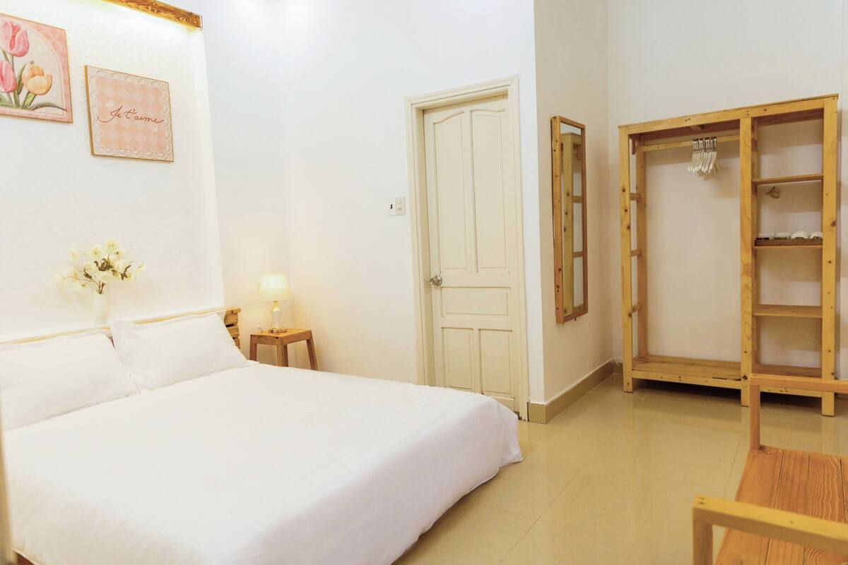 Habitación doble estándar | Escritorio, wifi gratis y ropa de cama