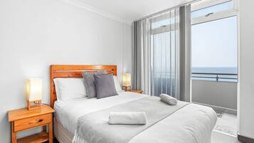 2 bedrooms, iron/ironing board, WiFi (free), bed sheets