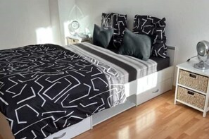 1 bedroom, iron/ironing board, free WiFi, bed sheets