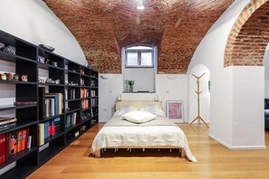 1 bedroom, iron/ironing board, travel crib, WiFi