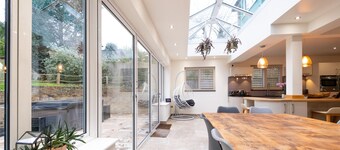 Spacious, Modern Family Home I Pass the Keys