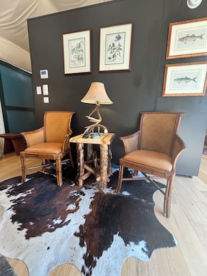 The Windsor Dome | Living area | Fireplace, heated floors