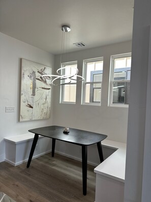 تناول الطعام