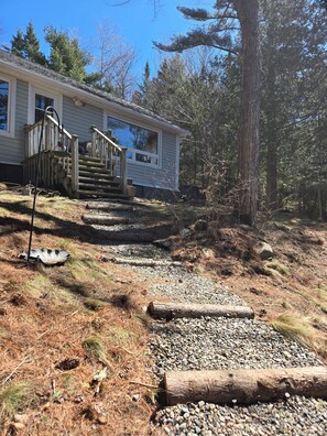 Property grounds - Nestled along the coastline of the Atlantic welcome to Lilyhill bayside retreat! (Oak Bay)