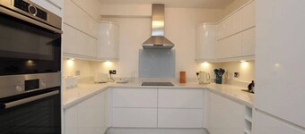 Essex Luxury Retreat With 6 Bedrooms