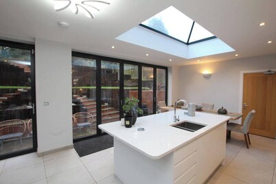 Essex Luxury Retreat With 6 Bedrooms