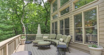 Modern Cabin in Big Canoe. Waterfalls, View, GameRoom, Dog friendly