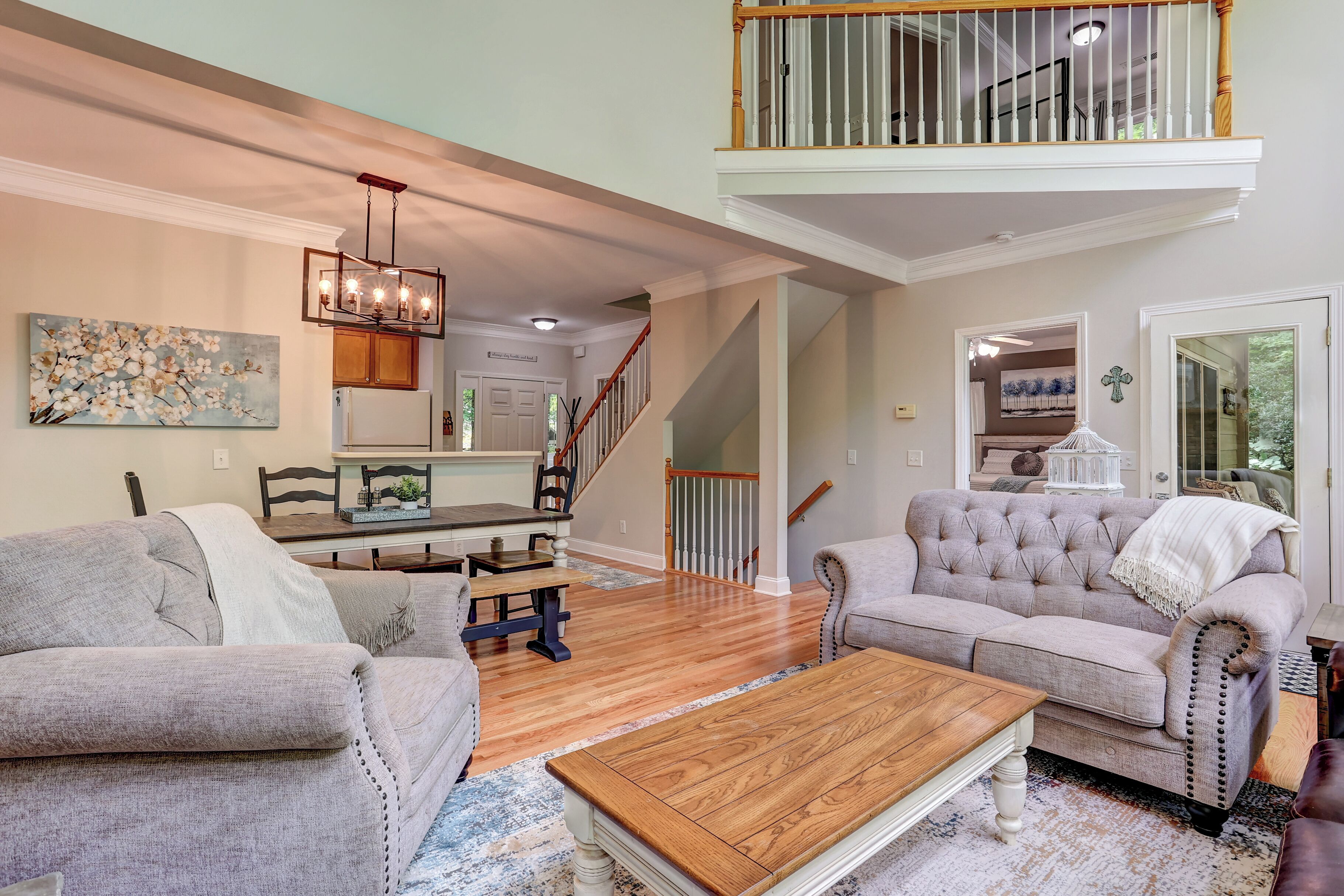 Smart TV, fireplace, table football, ping pong