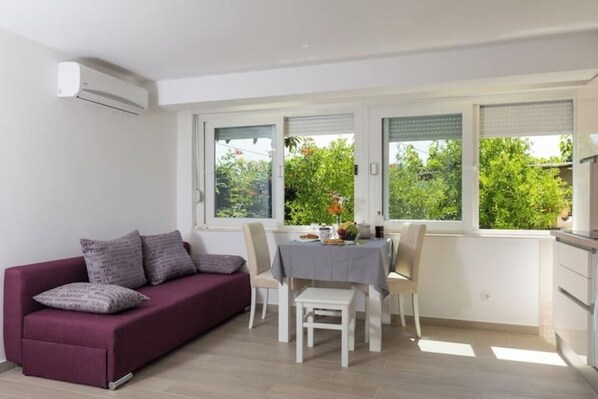 Dining - Studio Apartment Lemon - Studio apartment with Terrace (Dubrovnik)