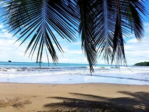 Beach towels - The Mango Tree Villas and Spa (Ciudad Cortés)
