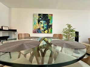 Dining - Cozy house in quiet area (Cartago)