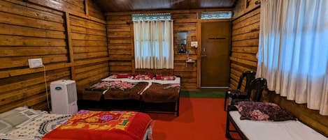 Familien-Vierbettzimmer, Gartenblick