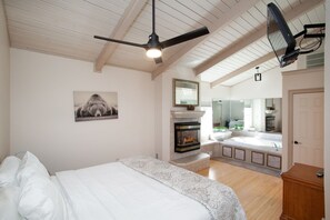 2 slaapkamers, een strijkplank/strijkijzer, gratis wifi, beddengoed