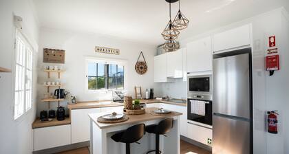 Ozeanica Heights by LovelyStay