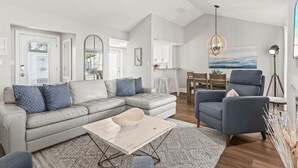 Smart TV - Golf Cart Provided: Beach/Bay Access, Golf, Fishing Ponds, Baytowne Wharf (Miramar Beach)