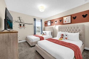 6 bedrooms, iron/ironing board, travel cot, WiFi