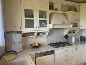 3 bedrooms - Villa Karteros With Swimming Pool Bbq (Hersonissos)