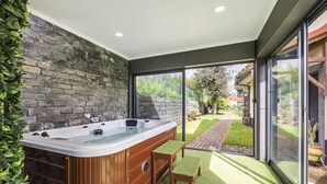 Interior - Casa do Santo by Madeira Sun Travel (Sto António da Serra)