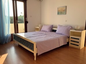 1 quarto, ferros/tábuas de passar roupa, Wi-Fi, roupa de cama