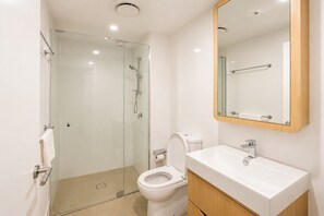 Hair dryer - City Lights Views – 2BR Stay (South Brisbane)