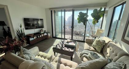 Urban Oasis with Sweeping Views - Walk to Gaslamp, Little Italy, Balboa Park