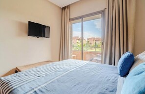 1 chambre, fer et planche à repasser, Wi-Fi, draps fournis