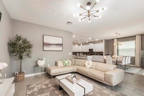 Video games - Amazing 7 BR STOREY LAKE RESORT, ideal location, close to everything 2801 (kissimmee)