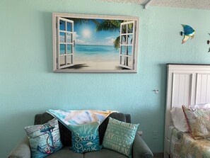 Free WiFi - Sunrise on the Beach (Daytona Beach Shores)