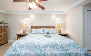 4 habitaciones, escritorio, tabla de planchar con plancha y wifi gratis 