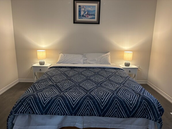 1 chambre, fer et planche à repasser, Wi-Fi, literie fournie