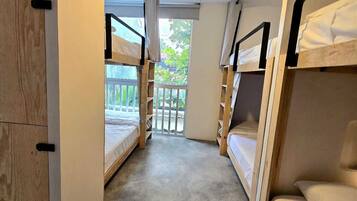Dormitorio compartido Deluxe, dormitorio mixto | Wifi gratis