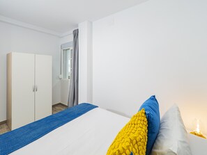 3 soverom, strykejern/-brett, wi-fi (inkludert) og sengetøy