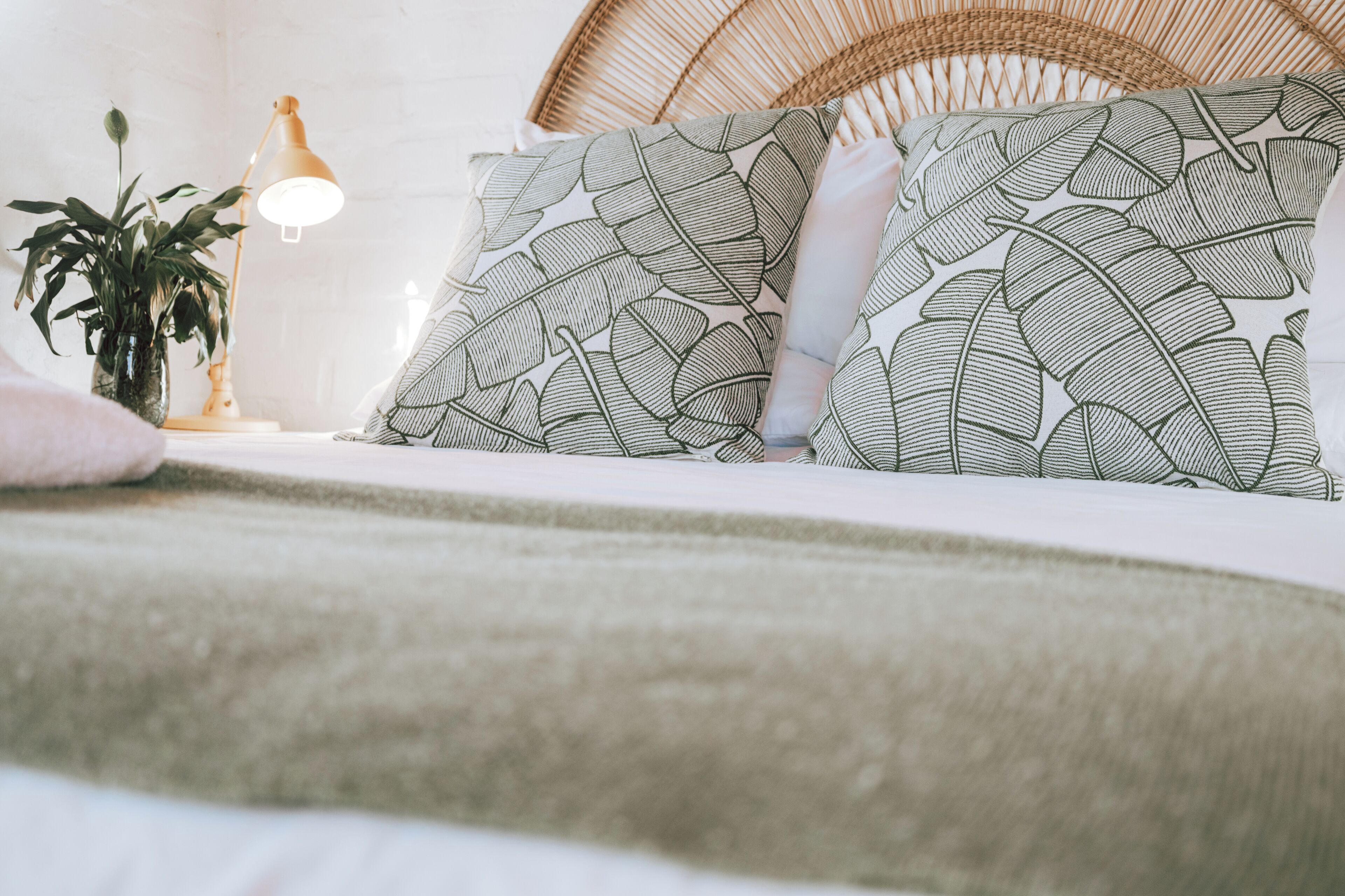 6 chambres, fer et planche à repasser, Wi-Fi, draps fournis