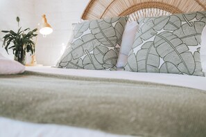 6 soverom, strykejern/-brett, wi-fi og sengetøy