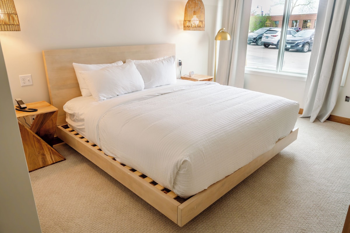 1 bedroom, premium bedding, individually decorated