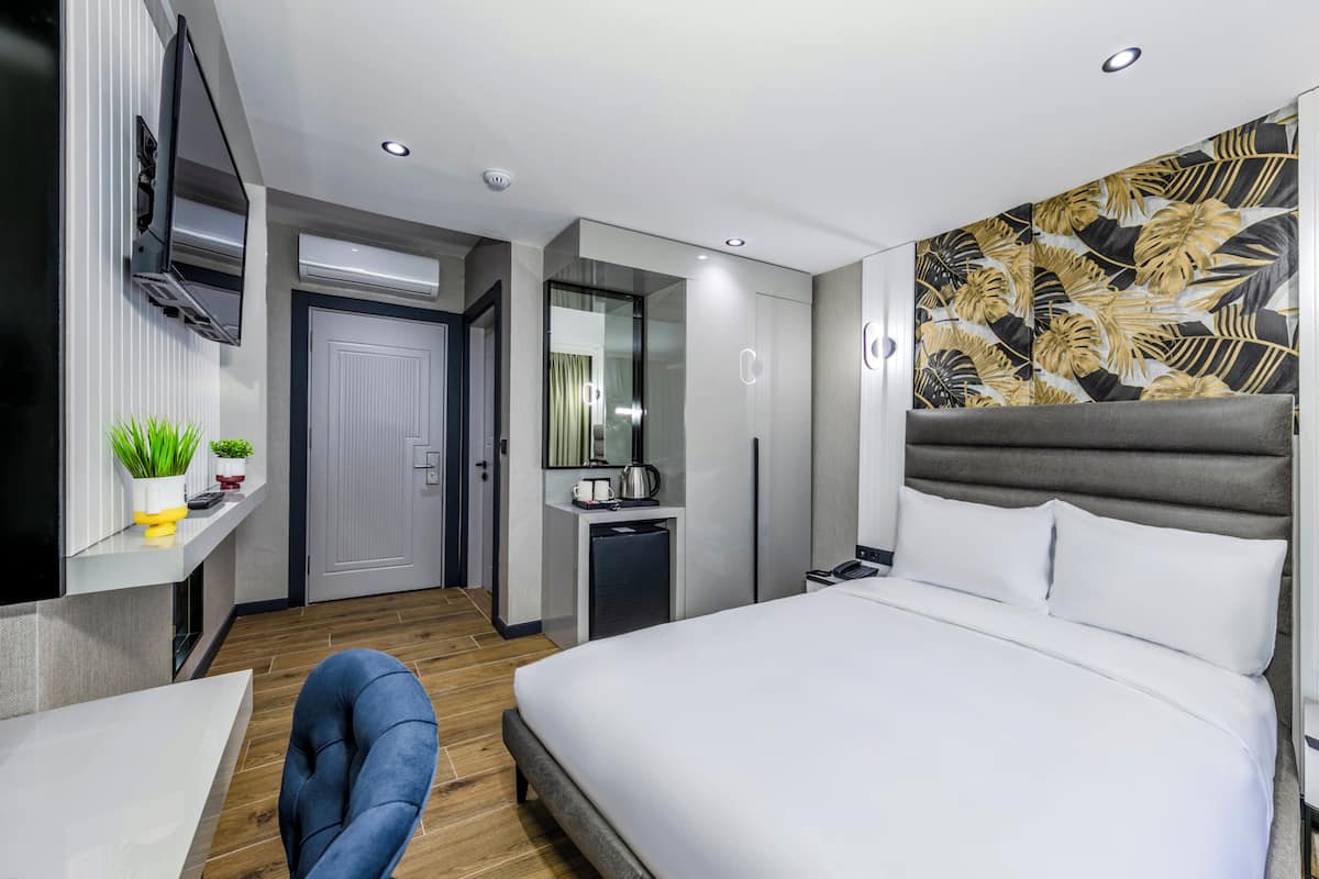 Deluxe Single Room | Frette Italian sheets, premium bedding, Select Comfort beds, minibar