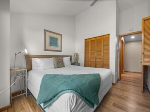 4 bedrooms, desk, iron/ironing board, free WiFi