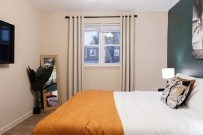 2 Schlafzimmer, Bügeleisen/Bügelbrett, Reisekinderbett, kostenloses WLAN
